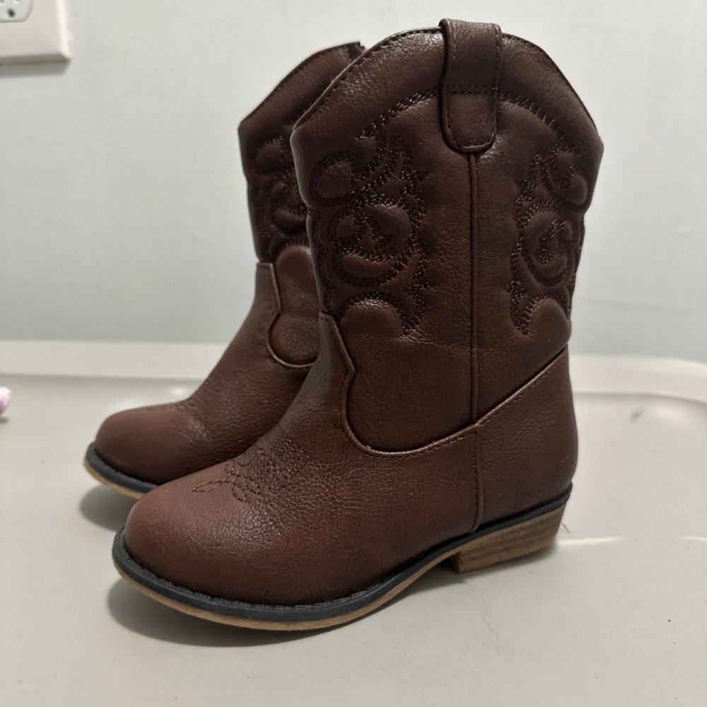 cowgirl boots